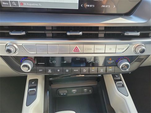 New 2025 Kia Telluride S image 35