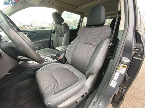 Used 2022 Subaru Forester Premium AWD/4WD image 19
