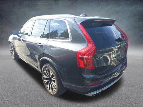 Used 2021 Volvo XC90 T5 Momentum AWD/4WD image 6