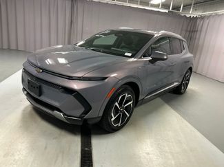 Used 2025 Chevrolet Equinox EV LT w/ Convenience Package video 3