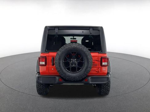 Used 2025 Jeep Wrangler Unlimited Sport AWD/4WD image 6