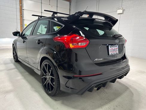 Used 2017 Ford Focus RS AWD/4WD image 20