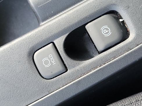 Used 2025 Toyota Corolla LE FWD image 27