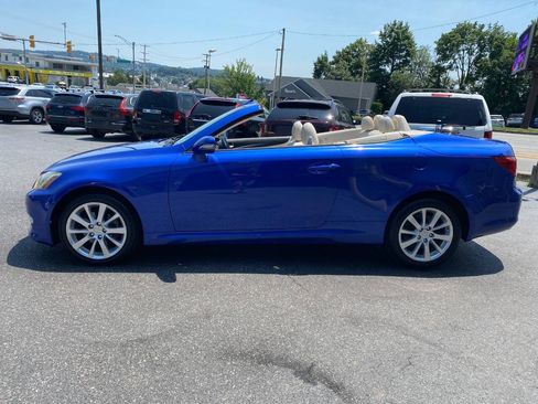 Used 2010 Lexus IS 250C w/ Luxury Pkg RWD image 6