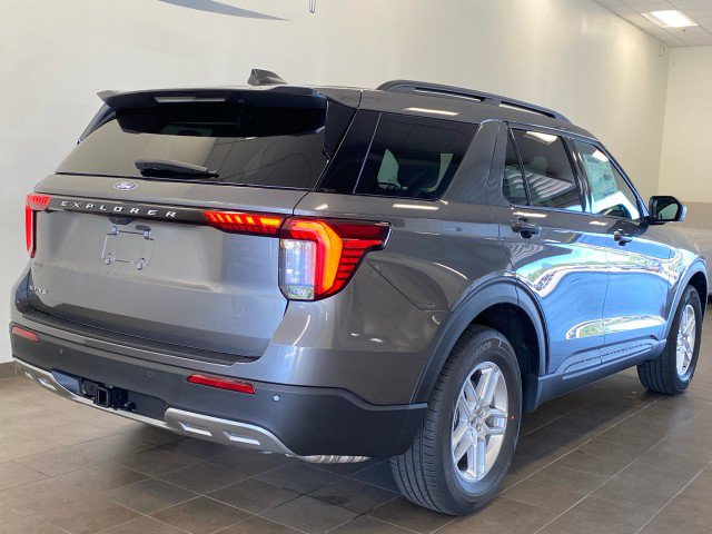 New 2027 Ford Explorer Active w/ Active Comfort Package AWD/4WD image 8