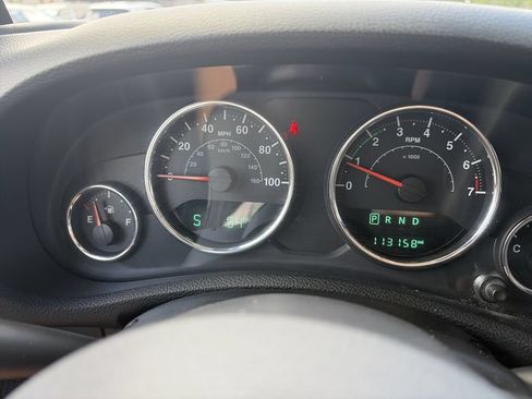 Used 2018 Jeep Wrangler Unlimited Sport S AWD/4WD image 32