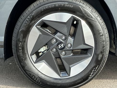 Used 2024 Hyundai Kona SEL image 32