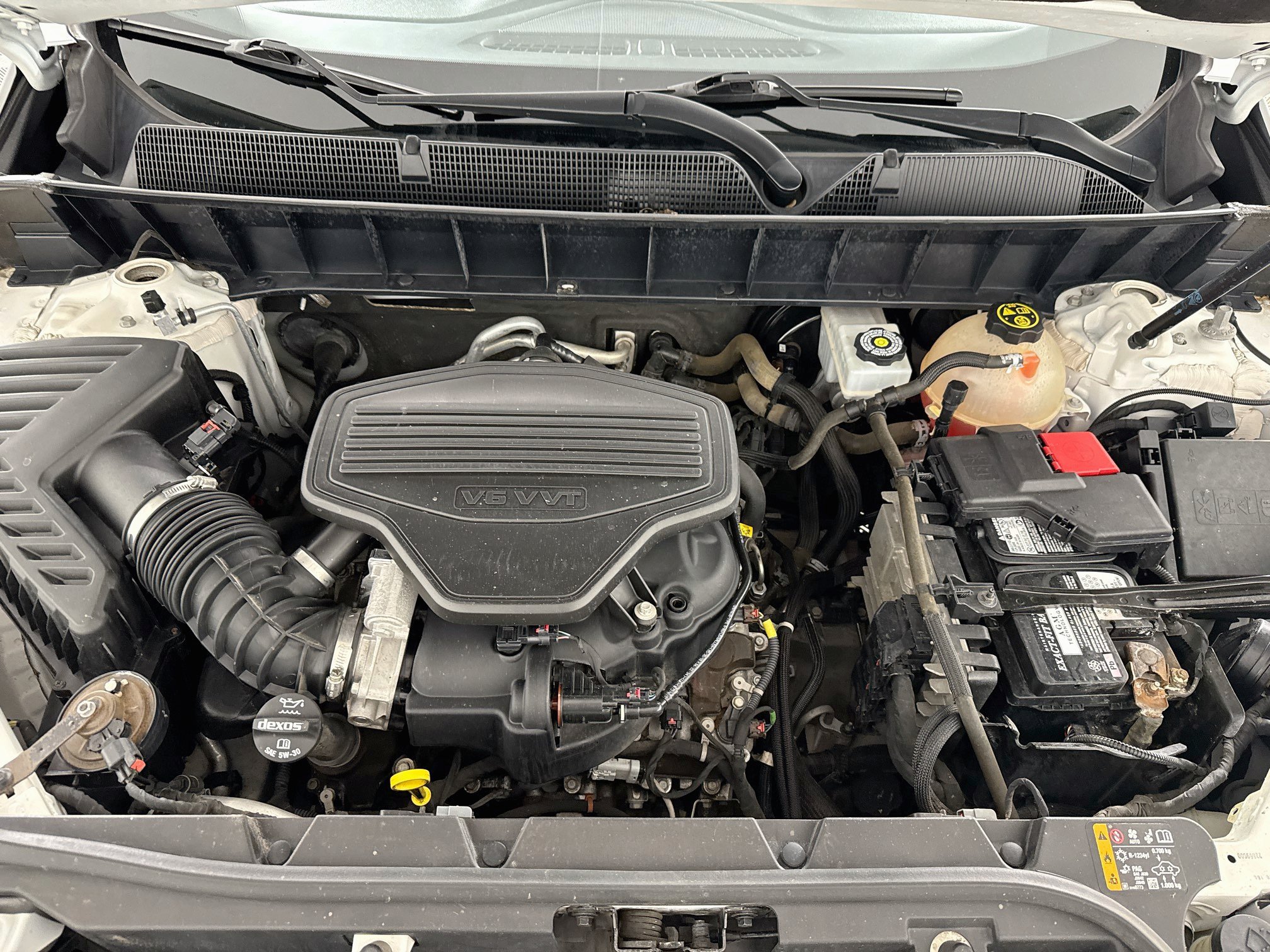 Used 2019 GMC Acadia SLE AWD/4WD image 10