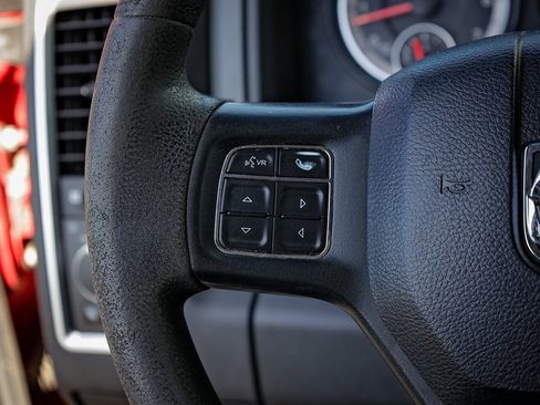 Used 2017 RAM 1500 Classic SLT image 16