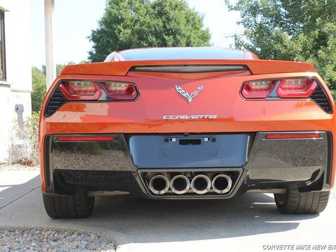Used 2015 Chevrolet Corvette Stingray Coupe w/ 3LT Preferred Equipment Group RWD image 23