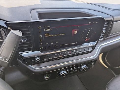 Used 2024 GMC Sierra 1500 SLT image 25