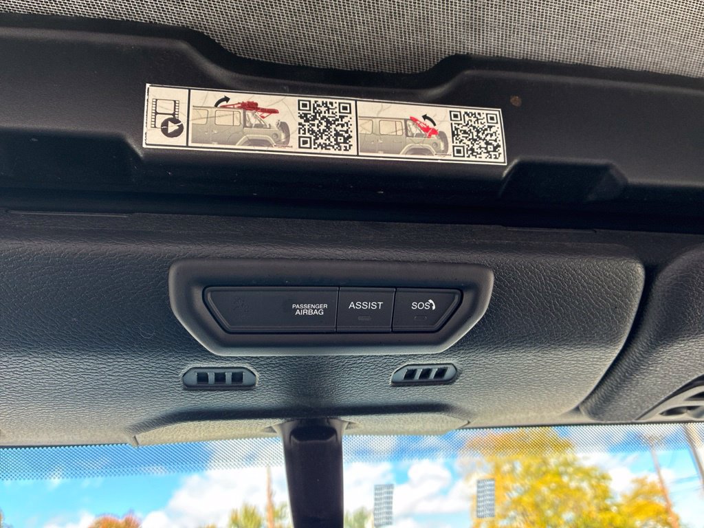 Used 2022 Jeep Wrangler Unlimited Sport AWD/4WD image 19