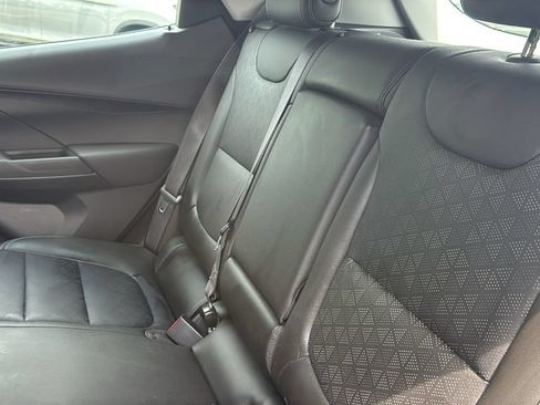Used 2023 Chevrolet Bolt LT w/ Infotainment Package FWD image 30