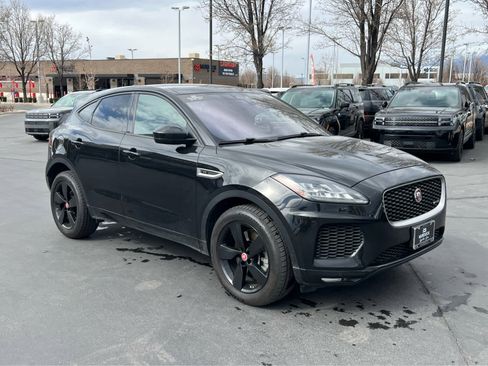 Used 2019 Jaguar E-PACE R-Dynamic SE image 5