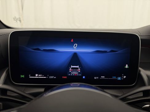 Used 2024 Mercedes-Benz GLC 300 4MATIC image 14