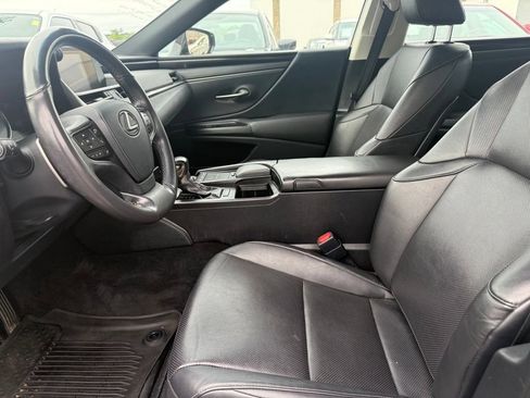Used 2019 Lexus ES 350 w/ Accessory Package 2 FWD image 5