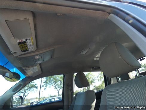 Used 2014 Toyota Tacoma PreRunner w/ SR5 Package image 37