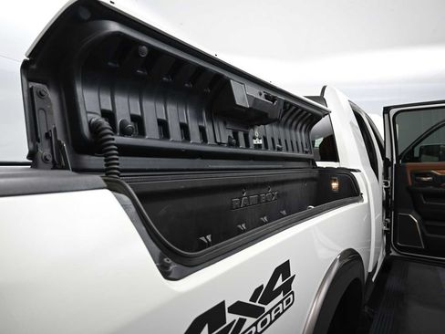 Used 2020 RAM 2500 Limited AWD/4WD image 26