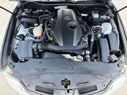 Used 2019 Lexus IS 300 RWD image 26