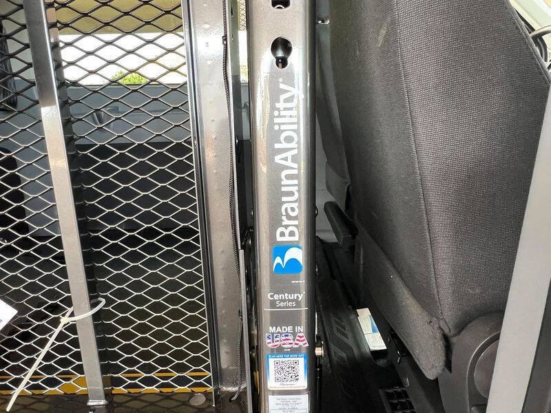 Used 2016 Ford Transit 350 XL RWD image 37