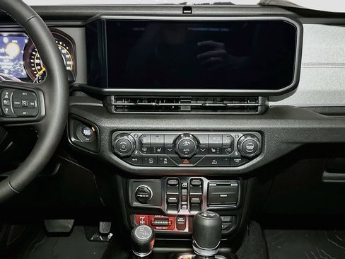 New 2026 Jeep Wrangler Unlimited Sport AWD/4WD image 8