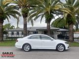 Used 2018 Volkswagen Passat 2.0T SE image 2