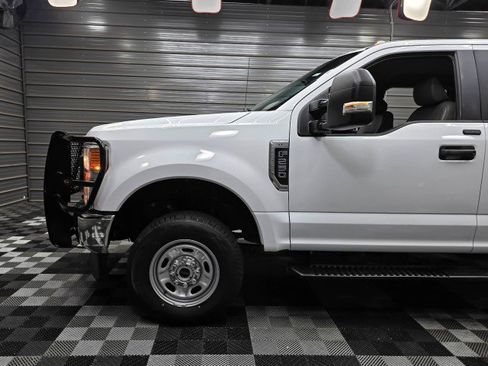 Used 2022 Ford F250 XL w/ Power Equipment Group AWD/4WD image 37