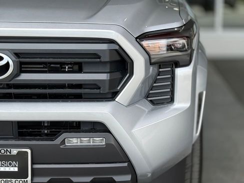 New 2025 Toyota Tacoma SR5 image 5