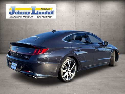 Used 2023 Hyundai Sonata SEL Plus w/ Cargo Package image 2