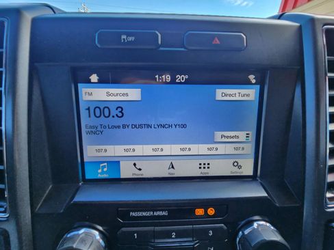 Used 2019 Ford F250 XLT w/ XLT Premium Package image 29