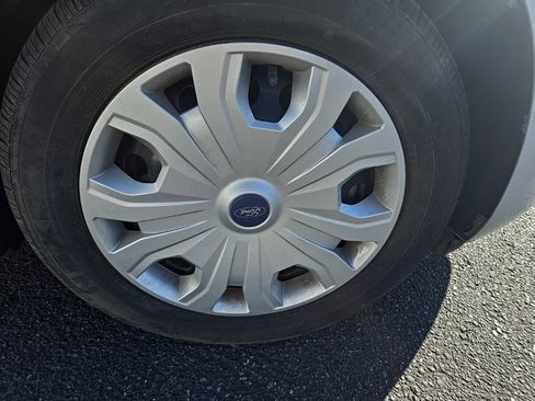 Used 2022 Ford Transit Connect XLT image 35