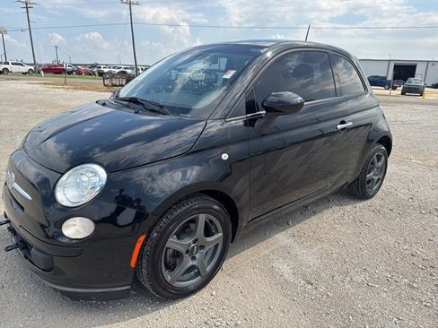 Used 2015 FIAT 500 Pop image 1