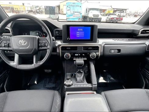 Used 2025 Toyota Tacoma SR5 image 16