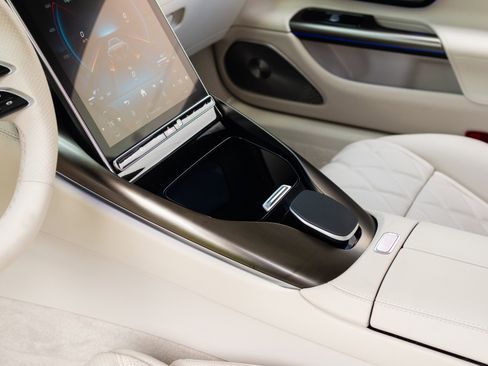 Used 2025 Mercedes-Benz AMG GT 63 image 50