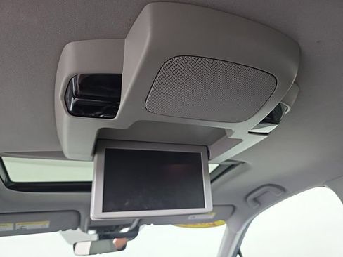 Used 2019 Honda Pilot Elite image 26