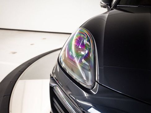 Certified 2023 Porsche Cayenne GTS AWD/4WD image 13