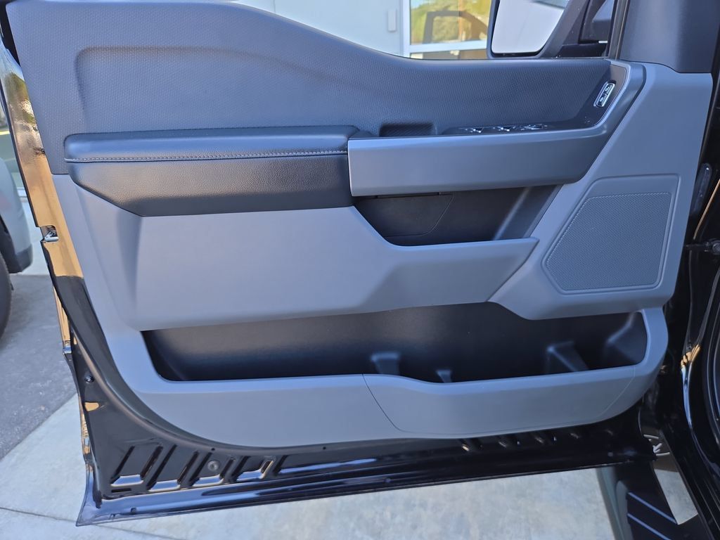 Used 2021 Ford F150 XLT AWD/4WD image 12