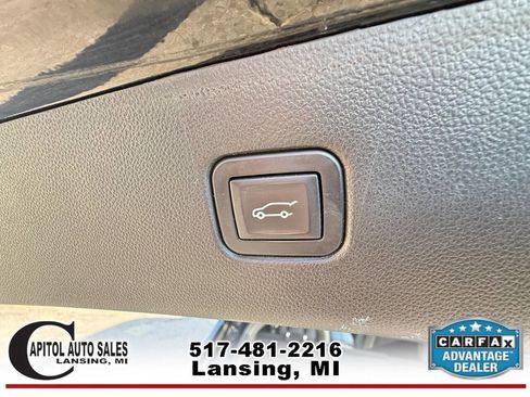 Used 2019 Chevrolet Blazer Premier w/ Sun and Wheels Package image 21