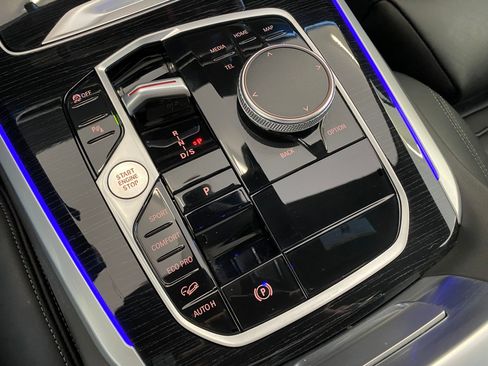 Certified 2024 BMW X5 xDrive40i w/ M Sport Package image 19