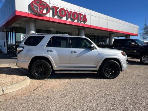 Used 2022 Toyota 4Runner Limited image 6