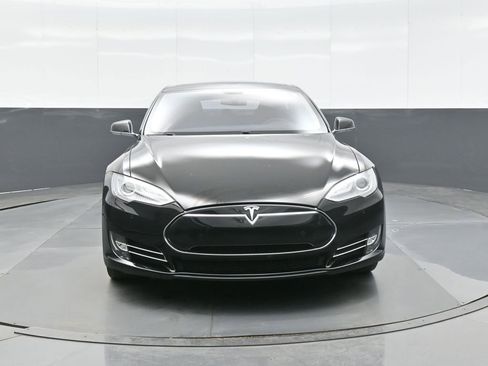 Used 2013 Tesla Model S Performance image 2