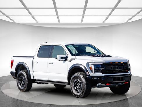 Used 2025 Ford F150 Raptor w/ Equipment Group 803A Raptor R image 5