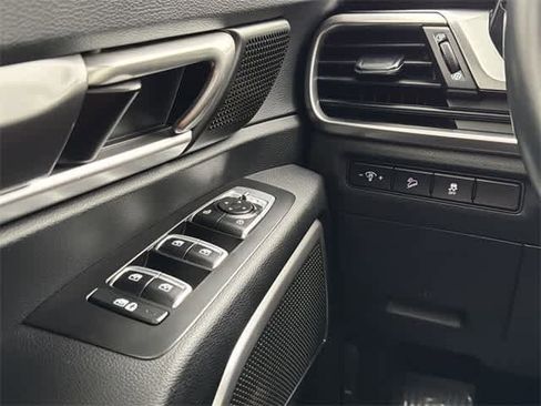 Used 2024 Kia Telluride S w/ S Sunroof Package image 21