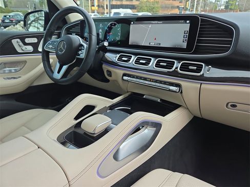 Certified 2022 Mercedes-Benz GLE 350 w/ AMG Line Exterior image 21
