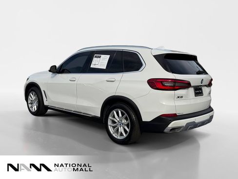 Used 2019 BMW X5 xDrive40i w/ Luxury Seating Package AWD/4WD image 3