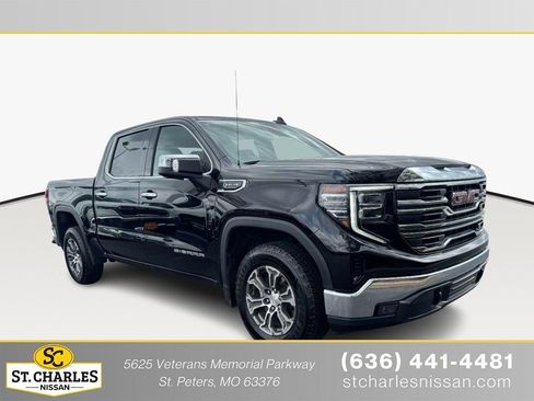 Used 2025 GMC Sierra 1500 SLT RWD image 1