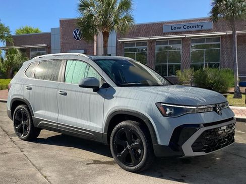 New 2026 Volkswagen Taos SEL AWD/4WD image 1