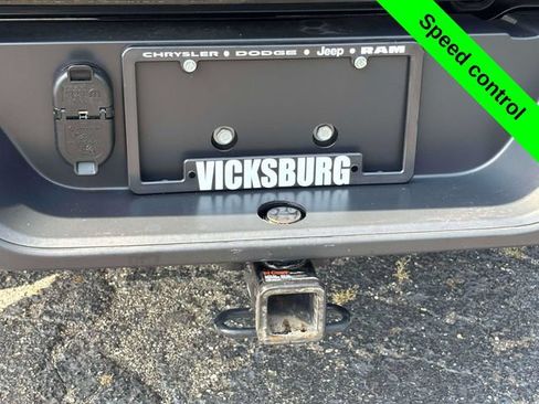 Used 2023 Jeep Gladiator Sport AWD/4WD image 35