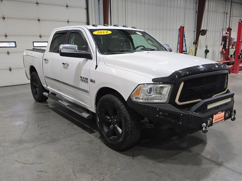 Used 2014 RAM 1500 Laramie image 6