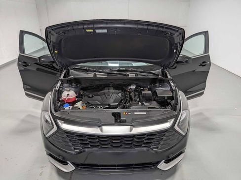 Certified 2023 Kia Sportage LX image 13